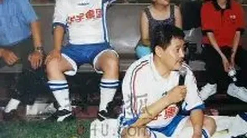 周杰伦品牌店铺员工揭露：假日加班，无视员工安危